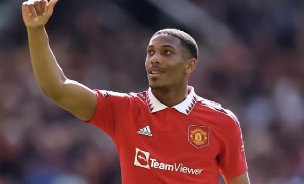 足球圈引发 足球圈引发