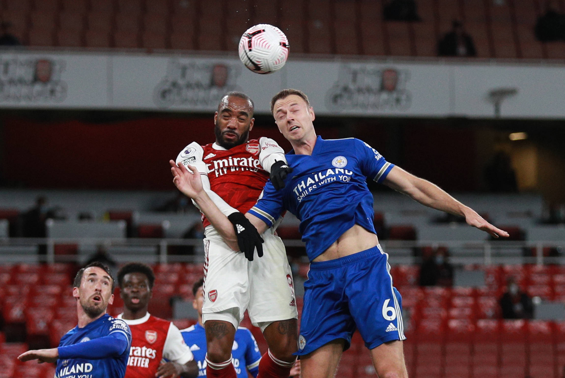 的差距仍较 的差距仍较