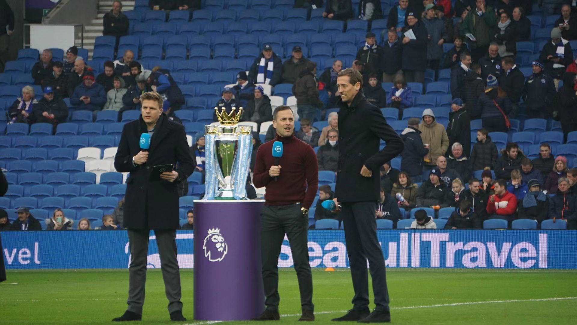 位屬頂薪級 位屬頂薪級